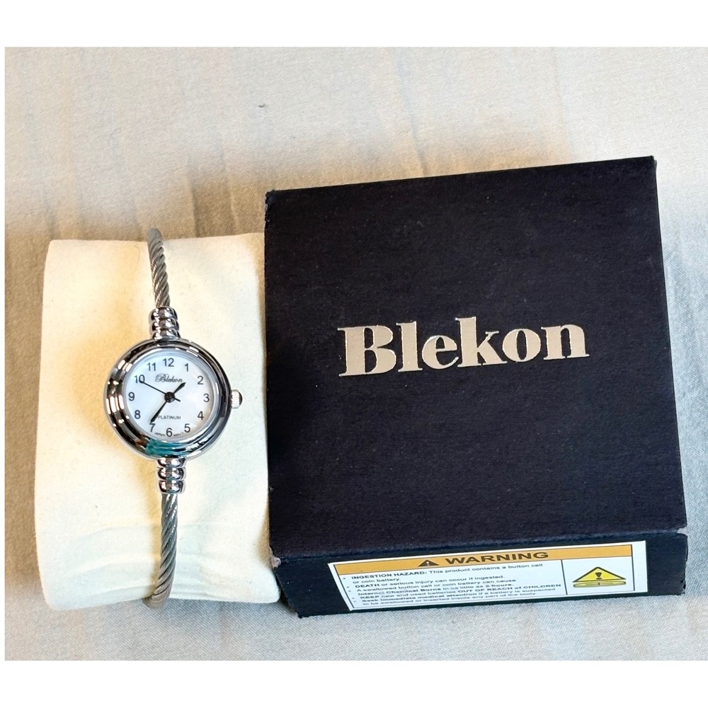 Blekon 6581 Womens Silver Cable Bangle Watch Mother of Pearl Japan Quartz‎ New